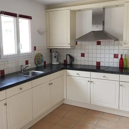 Holiday home With Terrace Sampzon